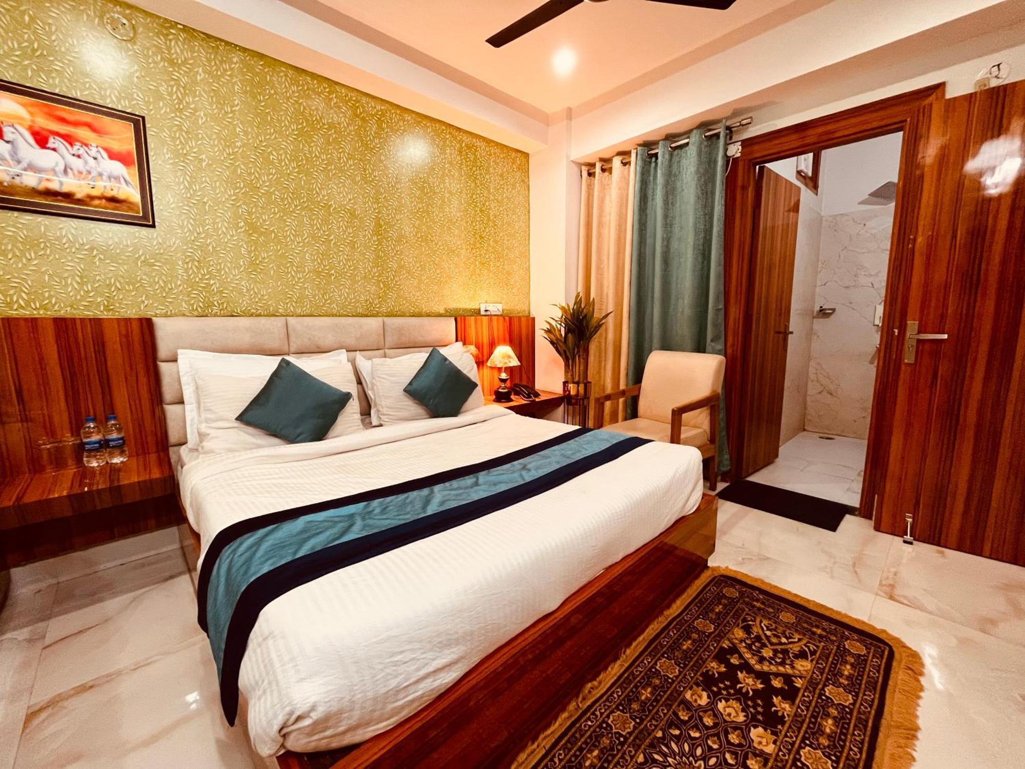 Hotel Golden Temple View By La Casa, Amritsar #Top Rated #Most Awarded #Swimming Pool #Prime Location #Luxury Rooms #Parking #Rooftop Cafe Buitenkant foto